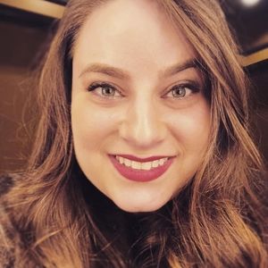 Meet your Posher, Tina